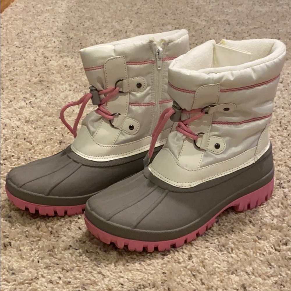 Cat & Jack winter boots